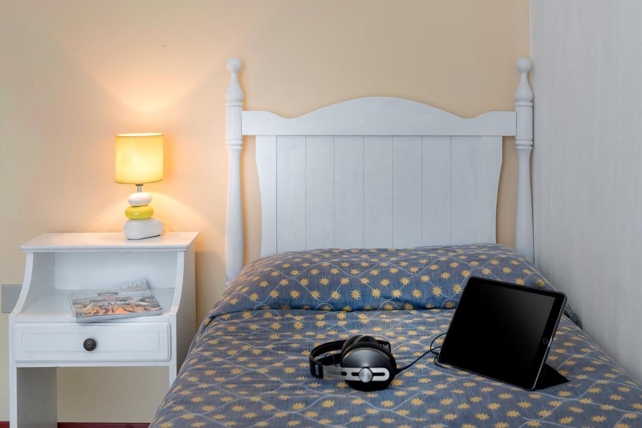 Hotel La Perla Тропея Экстерьер фото